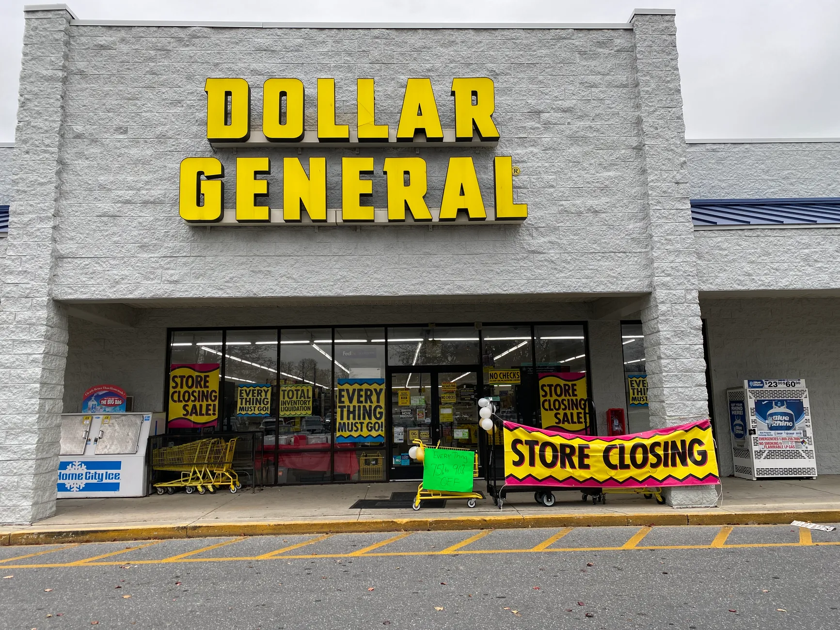 Dollar General reported net income of $391.93 million, or $1.78 per share